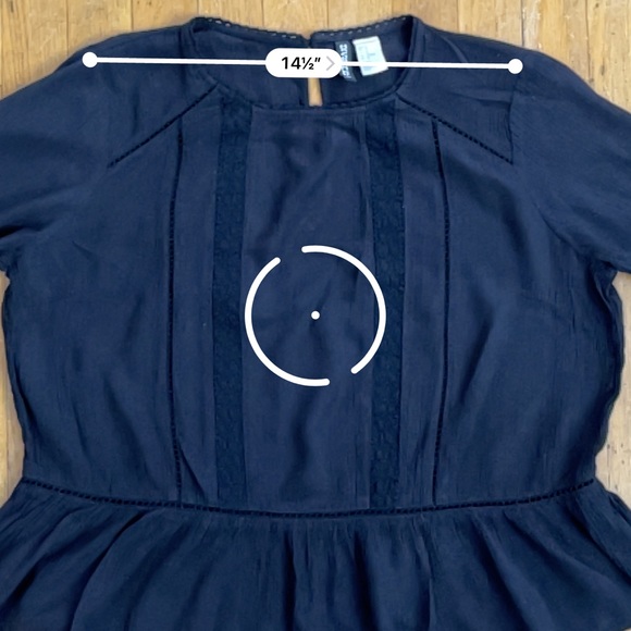 H&M Blouse with Lace Details- Size 10 - Picture 16 of 16